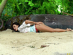 Bitch On The Beach With James Deen, Claudia Valentine - Brazzers