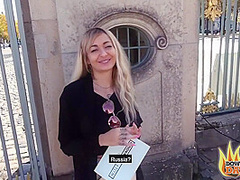 Wants Huge Cock In Her Tight Pussy Now - Emily Thorne And Lola Jones