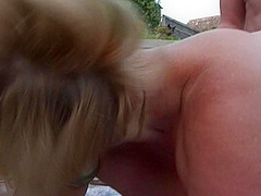 British Curvy Lady Fucking In Public - MatureNL