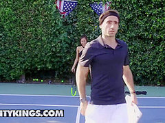 Vina Skyy In Y Dont Sweat It