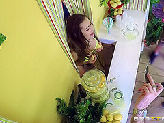 Zz Lemonade: Dani Daniels With Dani Daniels, Jessy Jones - Brazzers