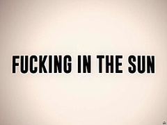 Fucking In The Sun With Air Thugger, Elsie - Brazzers